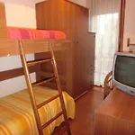 Carina Apartman